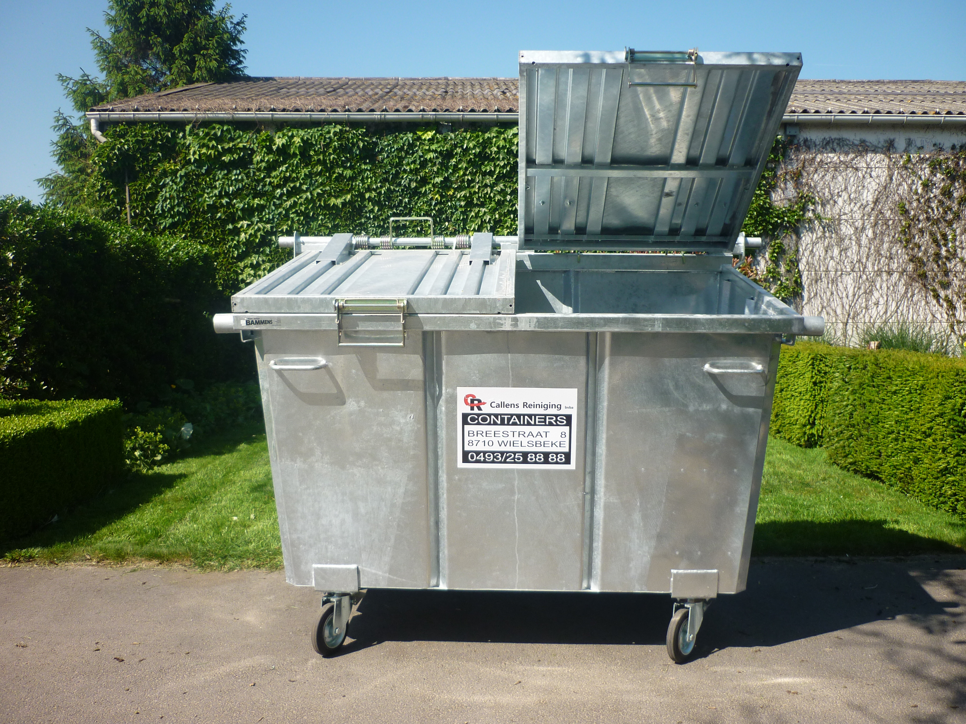 Rolcontainer 2500L voorkant deksel.jpg