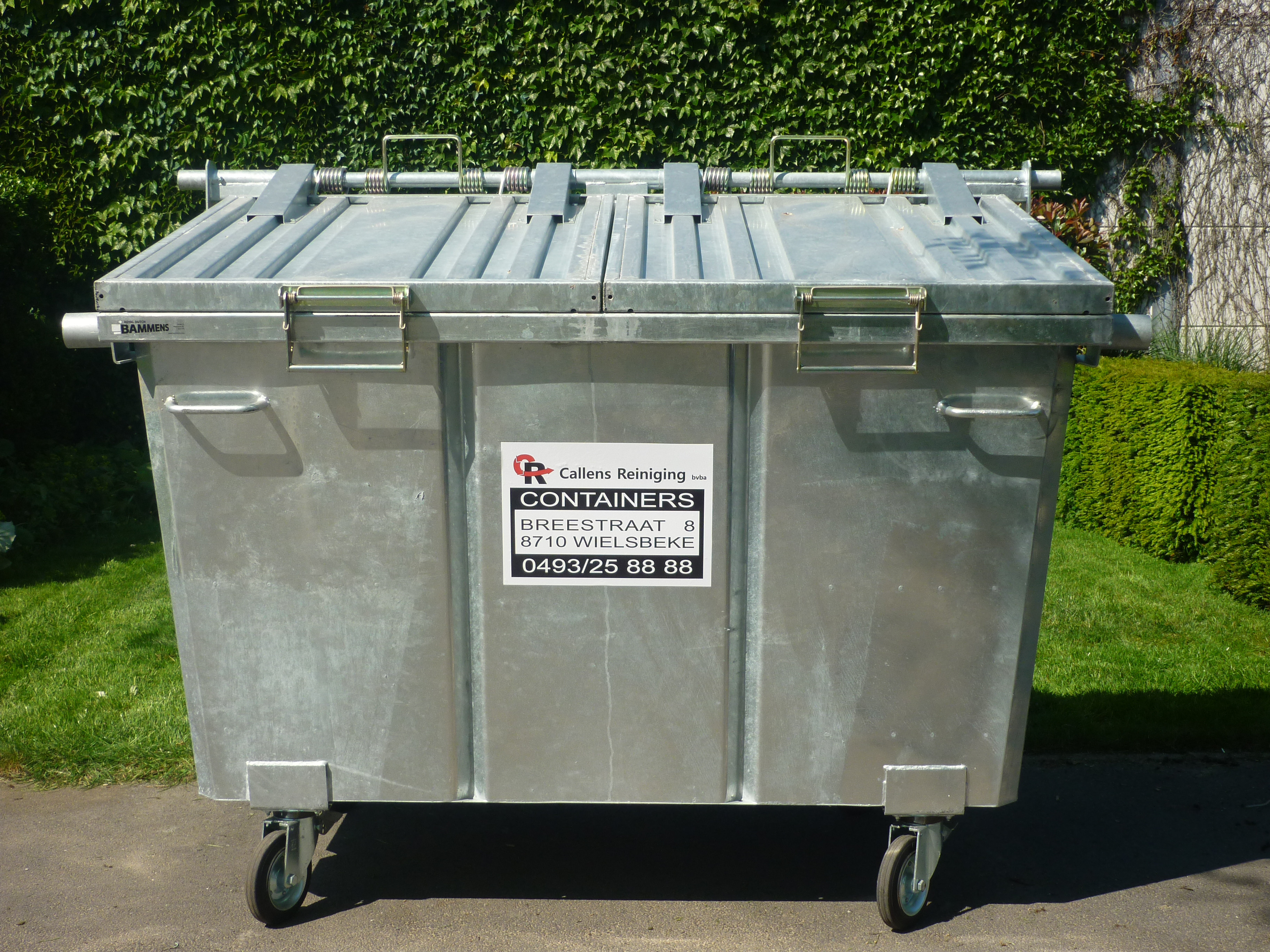 Rolcontainer 2500L voorkant.jpg