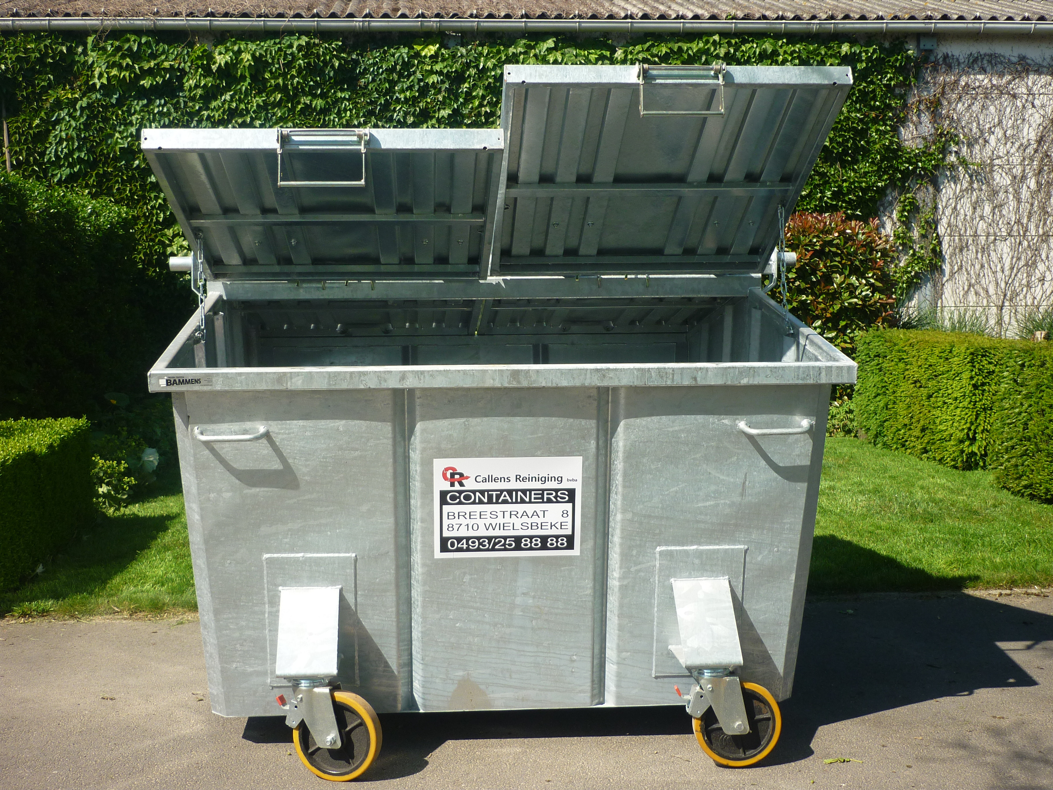 Rolcontainer 5000L voorkant deksel.jpg