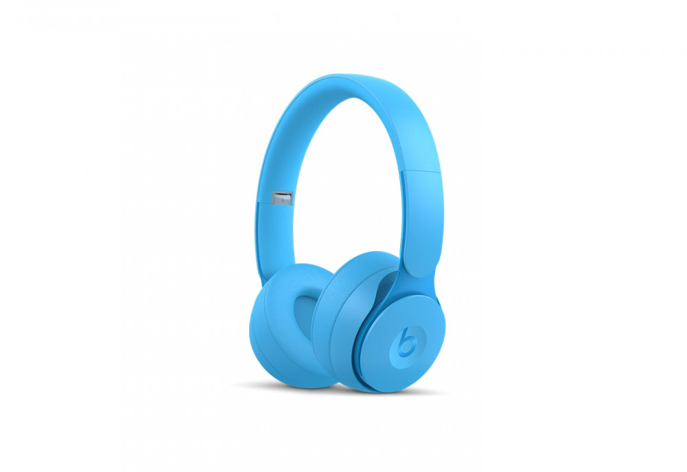 https://dpyxfisjd0mft.cloudfront.net/lab9-2/2019/Products/Beats/beats-solo-pro-lightblue-1.jpg?1571660514&w=1456&h=1000