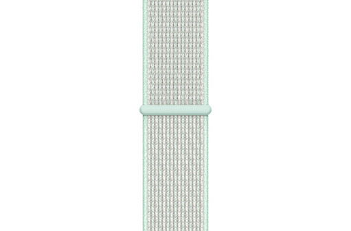 https://dpyxfisjd0mft.cloudfront.net/lab9-2/AirPods%20%26%20iPhone%20%26%20AW%20cases/Apple-Watch-40mm-Teal-Tint-Nike-Sport-Loop.jpg?1553247201&w=511&h=337