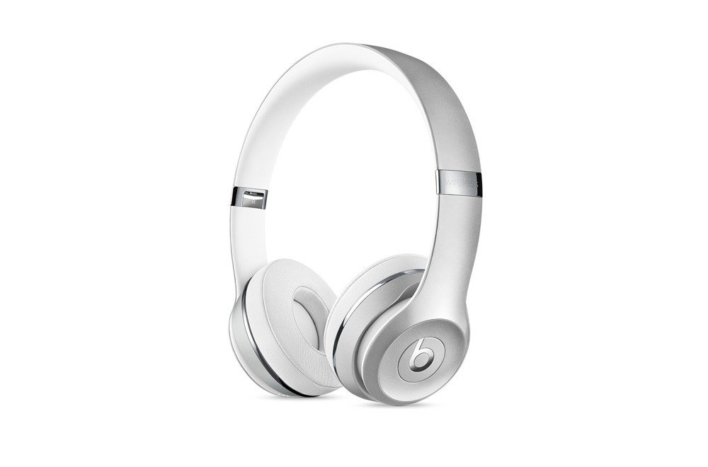 https://dpyxfisjd0mft.cloudfront.net/lab9-2/Producten/Beats/beats-solo3-silver.jpg?1481556132&w=1000&h=660