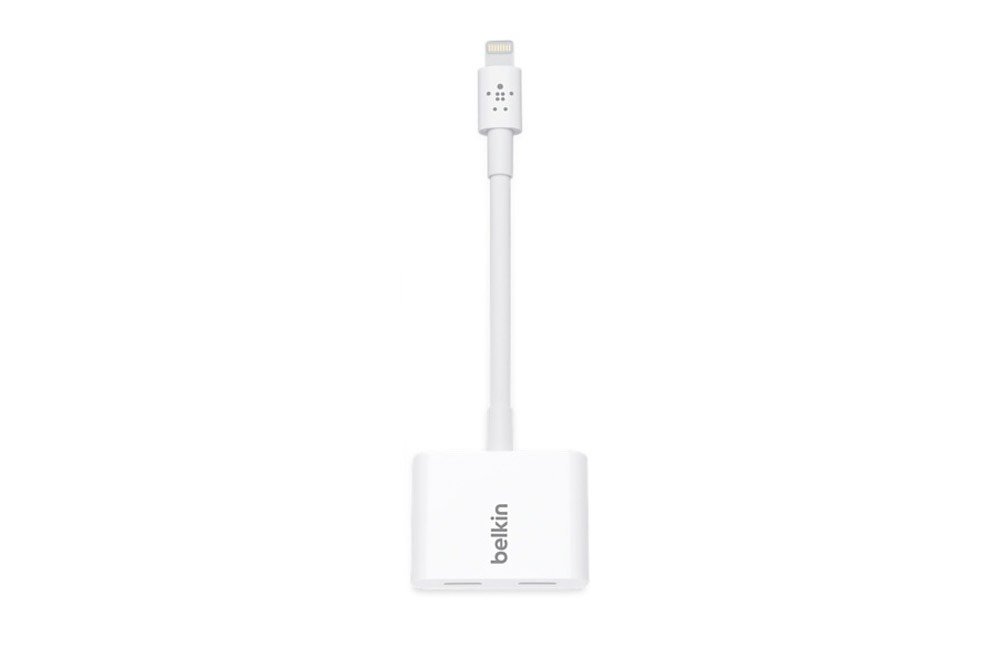 https://dpyxfisjd0mft.cloudfront.net/lab9-2/Producten/Belkin/belkin-lightning-audio%2Bcharge1.jpg?1483516665&w=1000&h=660