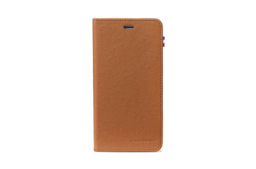 https://dpyxfisjd0mft.cloudfront.net/lab9-2/Producten/Decoded/decoded-surfacewallet-brown.jpg?1451913314&w=1000&h=660