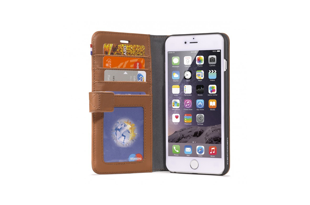 https://dpyxfisjd0mft.cloudfront.net/lab9-2/Producten/Decoded/decoded-wallet-iphone6plus-brown-1.png?1423651167&w=1000&h=660