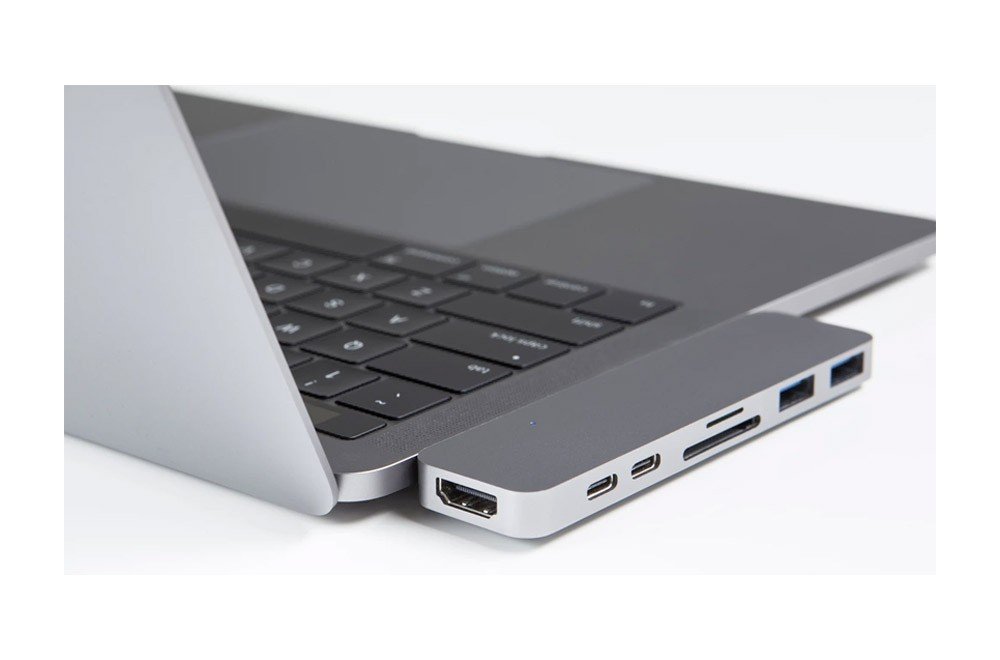 https://dpyxfisjd0mft.cloudfront.net/lab9-2/Producten/Hyper/hyperdrive-7-in-1-spacegrey.jpg?1484923780&w=1000&h=660
