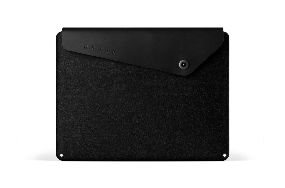 https://dpyxfisjd0mft.cloudfront.net/lab9-2/Producten/Mujjo/mujjo-mba-sleeve-black.png?1423920073&w=1000&h=660