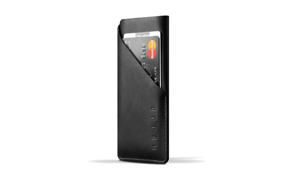 https://dpyxfisjd0mft.cloudfront.net/lab9-2/Producten/Mujjo/mujjo-slimwallet-iphone6-black.png?1423921256&w=1000&h=660