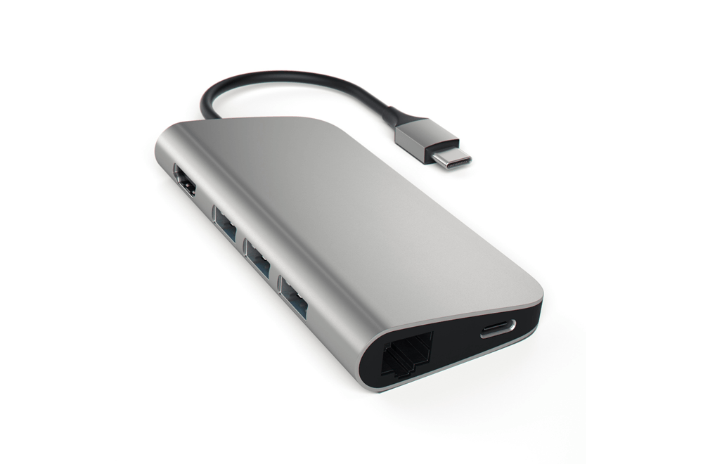 https://dpyxfisjd0mft.cloudfront.net/lab9-2/Producten/Satechi/Sat-AL-multi-port-spacegray.png?1526548585&w=1000&h=660